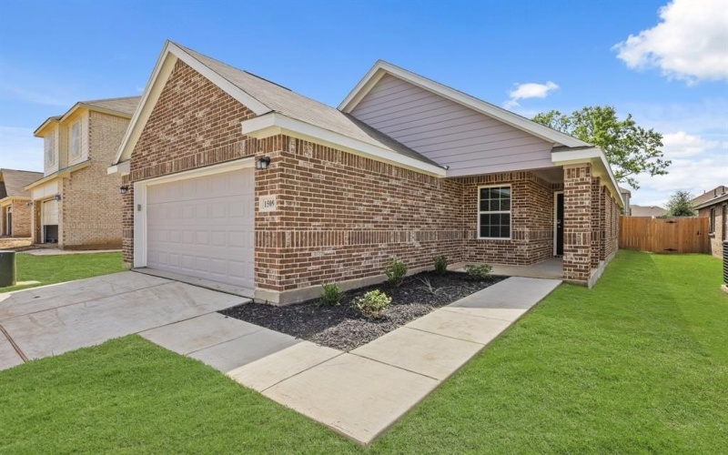 1509 Romans Road, Ennis, TX 75119, 3 Bedrooms Bedrooms, ,2 BathroomsBathrooms,Residential,For Sale,1509 Romans Road,20903491