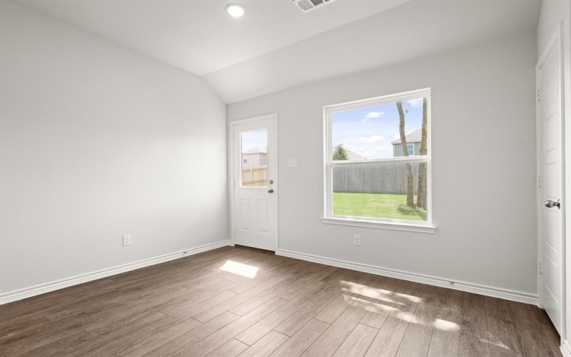 1509 Romans Road, Ennis, TX 75119, 3 Bedrooms Bedrooms, ,2 BathroomsBathrooms,Residential,For Sale,1509 Romans Road,20903491