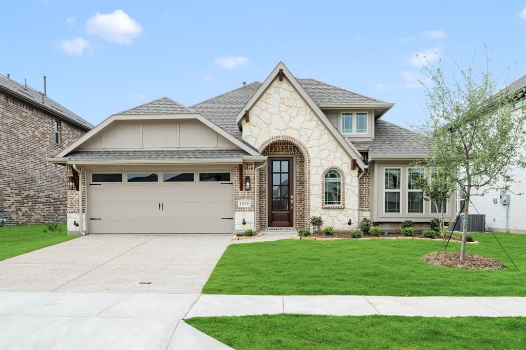 1010 Hickory Chase Lane, Melissa, TX 75454, 4 Bedrooms Bedrooms, ,3 BathroomsBathrooms,Residential,For Sale,1010 Hickory Chase Lane,20903850