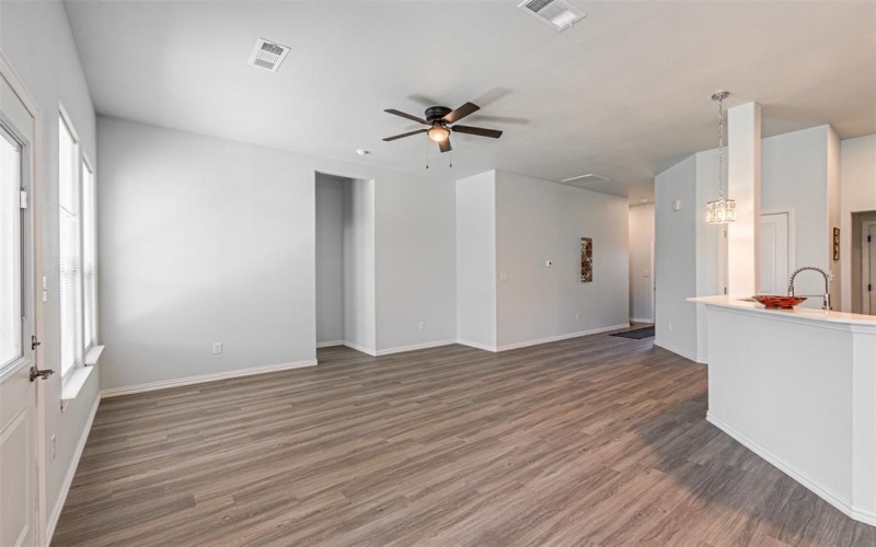 2916 Wilhurt Avenue, Dallas, TX 75216, 3 Habitaciones Habitaciones , ,2 BañosBaños,Residential,En Venta,2916 Wilhurt Avenue,20904099