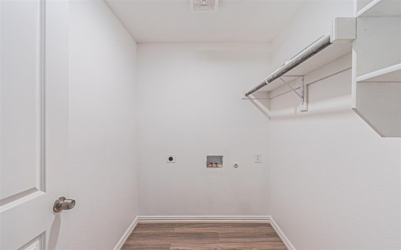 2916 Wilhurt Avenue, Dallas, TX 75216, 3 Habitaciones Habitaciones , ,2 BañosBaños,Residential,En Venta,2916 Wilhurt Avenue,20904099