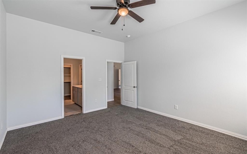 2916 Wilhurt Avenue, Dallas, TX 75216, 3 Habitaciones Habitaciones , ,2 BañosBaños,Residential,En Venta,2916 Wilhurt Avenue,20904099