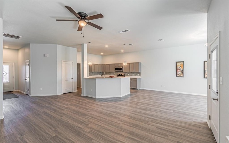 2916 Wilhurt Avenue, Dallas, TX 75216, 3 Habitaciones Habitaciones , ,2 BañosBaños,Residential,En Venta,2916 Wilhurt Avenue,20904099
