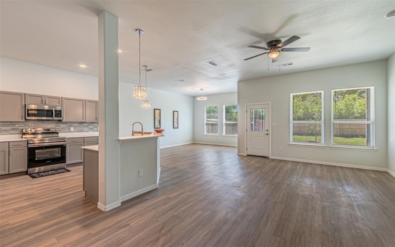 2916 Wilhurt Avenue, Dallas, TX 75216, 3 Habitaciones Habitaciones , ,2 BañosBaños,Residential,En Venta,2916 Wilhurt Avenue,20904099