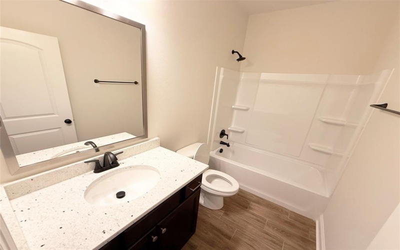 187 Lessie Drive, Stonewall, LA 71078, 4 Habitaciones Habitaciones , ,3 BañosBaños,Residential,En Venta,187 Lessie Drive,20908352