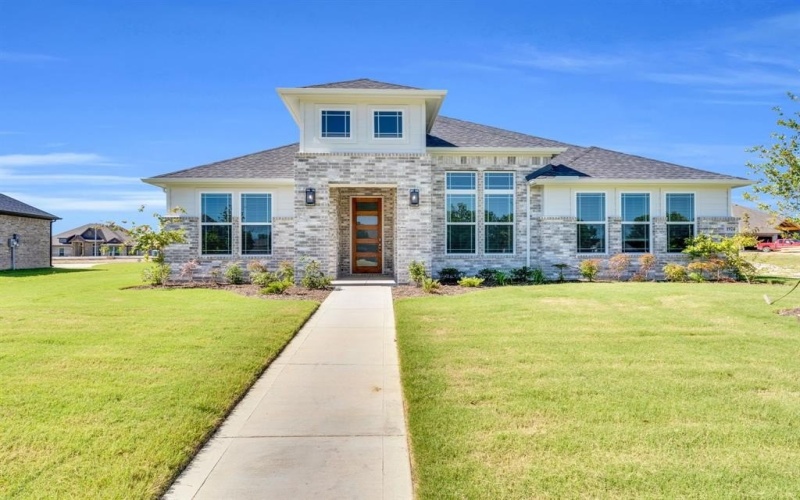 1924 Comanche Drive, DeSoto, TX 75115, 3 Bedrooms Bedrooms, ,2 BathroomsBathrooms,Residential,For Sale,1924 Comanche Drive,0,20908479