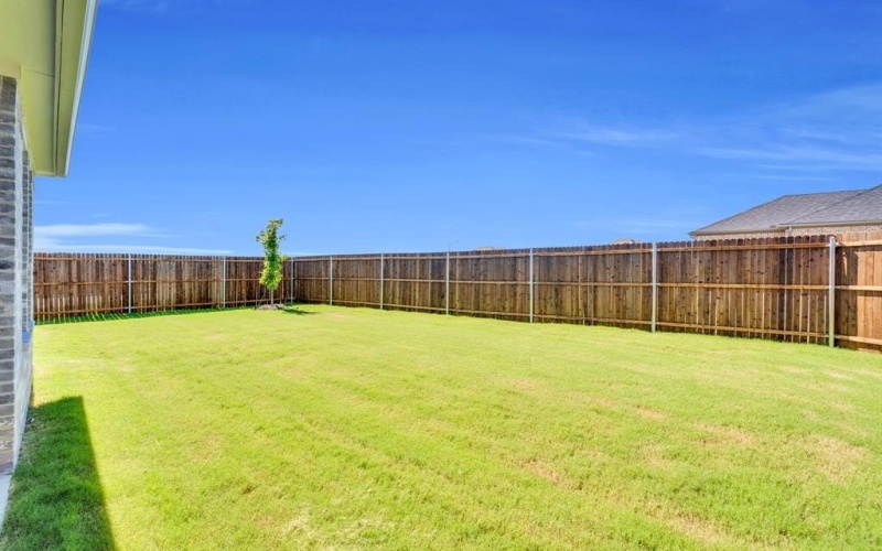 1924 Comanche Drive, DeSoto, TX 75115, 3 Bedrooms Bedrooms, ,2 BathroomsBathrooms,Residential,For Sale,1924 Comanche Drive,0,20908479