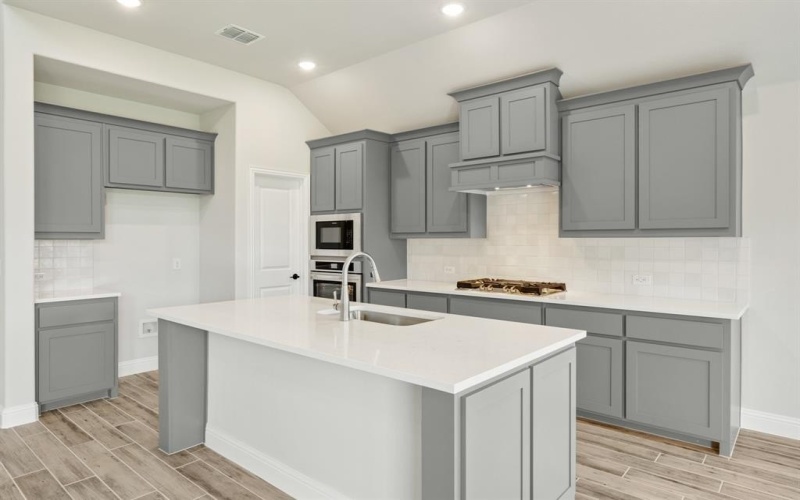 6 Covey Lane, Sanger, TX 76266, 4 Bedrooms Bedrooms, ,3 BathroomsBathrooms,Residential,For Sale,6 Covey Lane,20906111
