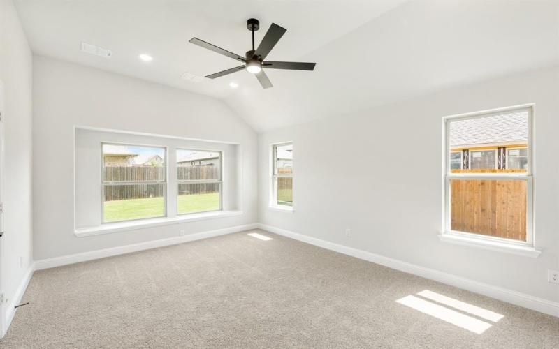 6 Covey Lane, Sanger, TX 76266, 4 Bedrooms Bedrooms, ,3 BathroomsBathrooms,Residential,For Sale,6 Covey Lane,20906111