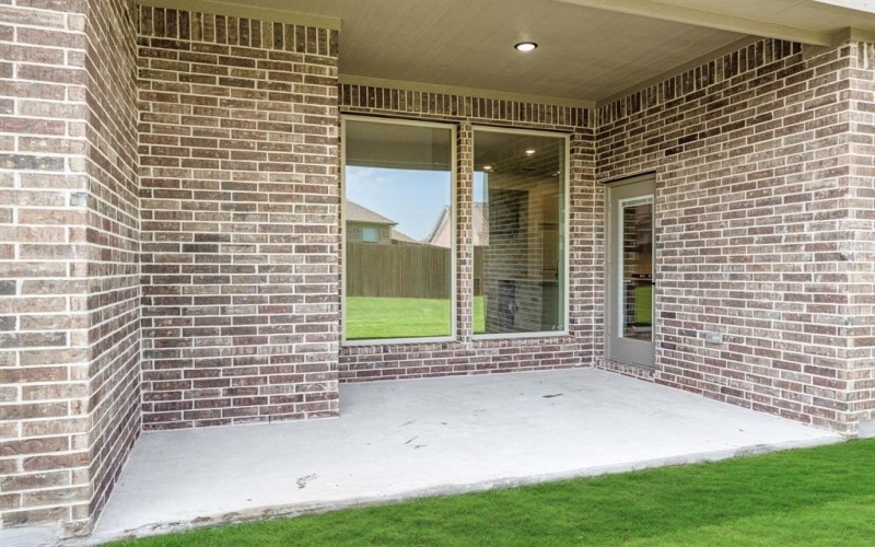 6 Covey Lane, Sanger, TX 76266, 4 Bedrooms Bedrooms, ,3 BathroomsBathrooms,Residential,For Sale,6 Covey Lane,20906111