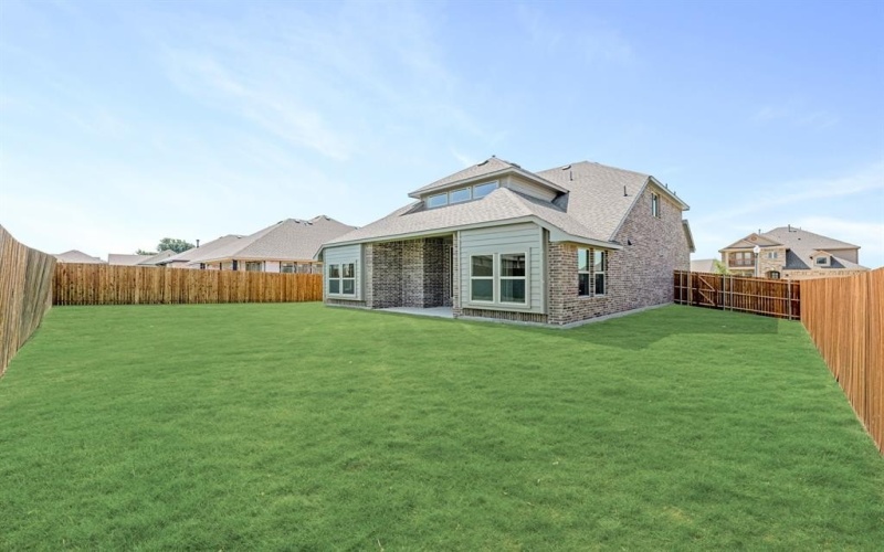 6 Covey Lane, Sanger, TX 76266, 4 Bedrooms Bedrooms, ,3 BathroomsBathrooms,Residential,For Sale,6 Covey Lane,20906111