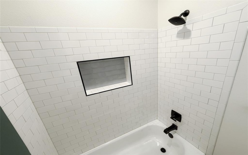 611 W Baker Street, Denison, TX 75020, 3 Bedrooms Bedrooms, ,2 BathroomsBathrooms,Residential,For Sale,611 W Baker Street,20906165