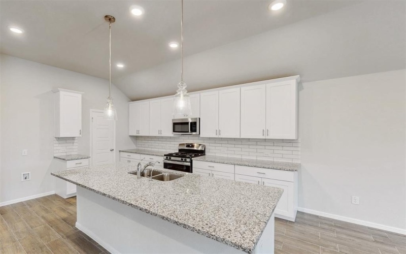 116 Northampton Drive, Justin, TX 76247, 4 Bedrooms Bedrooms, ,3 BathroomsBathrooms,Residential,For Sale,116 Northampton Drive,20904582