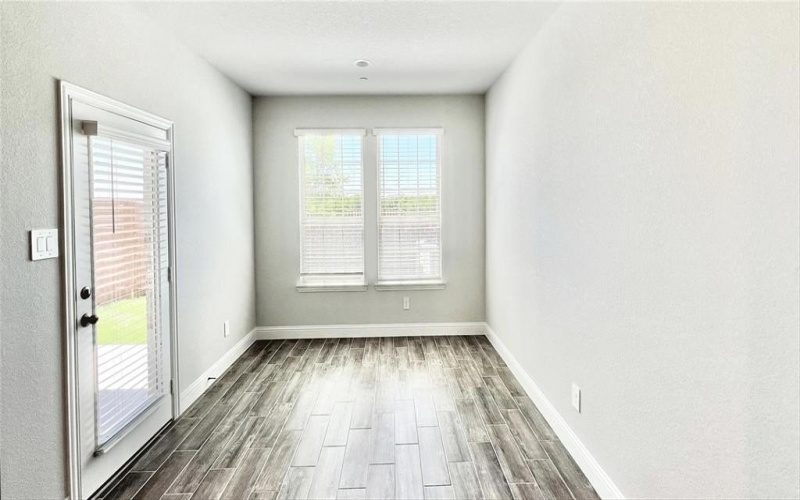 643 Sandiford, Mansfield, TX 76063, 3 Bedrooms Bedrooms, ,2 BathroomsBathrooms,Residential,For Sale,643 Sandiford,20904689