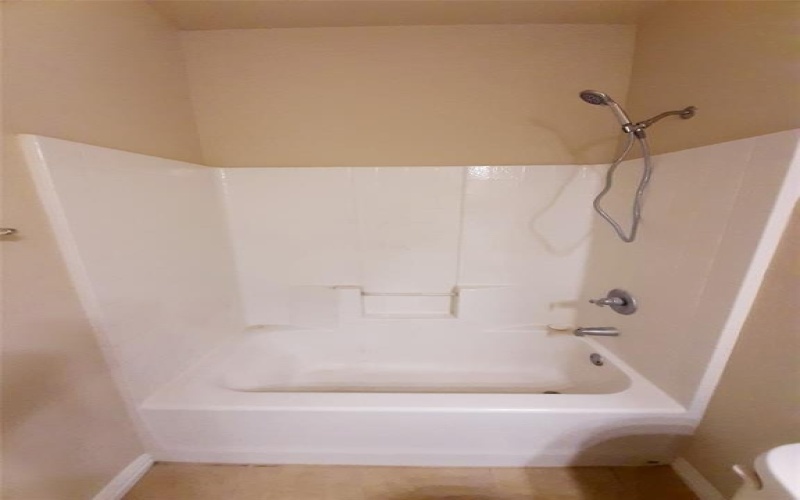 2109 Cranberry Court, Mesquite, TX 75181, 3 Bedrooms Bedrooms, ,2 BathroomsBathrooms,Residential,For Sale,2109 Cranberry Court,20906392