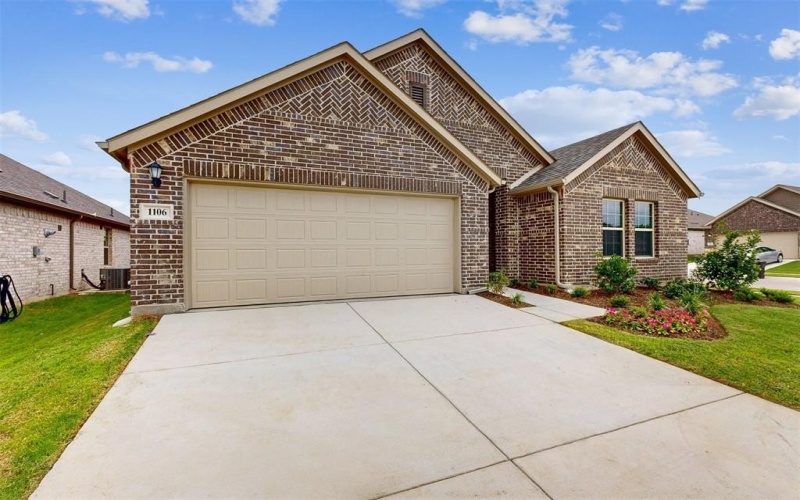 1106 Linwood Drive, Justin, TX 76247, 4 Habitaciones Habitaciones , ,2 BañosBaños,Residential,En Venta,1106 Linwood Drive,20904812