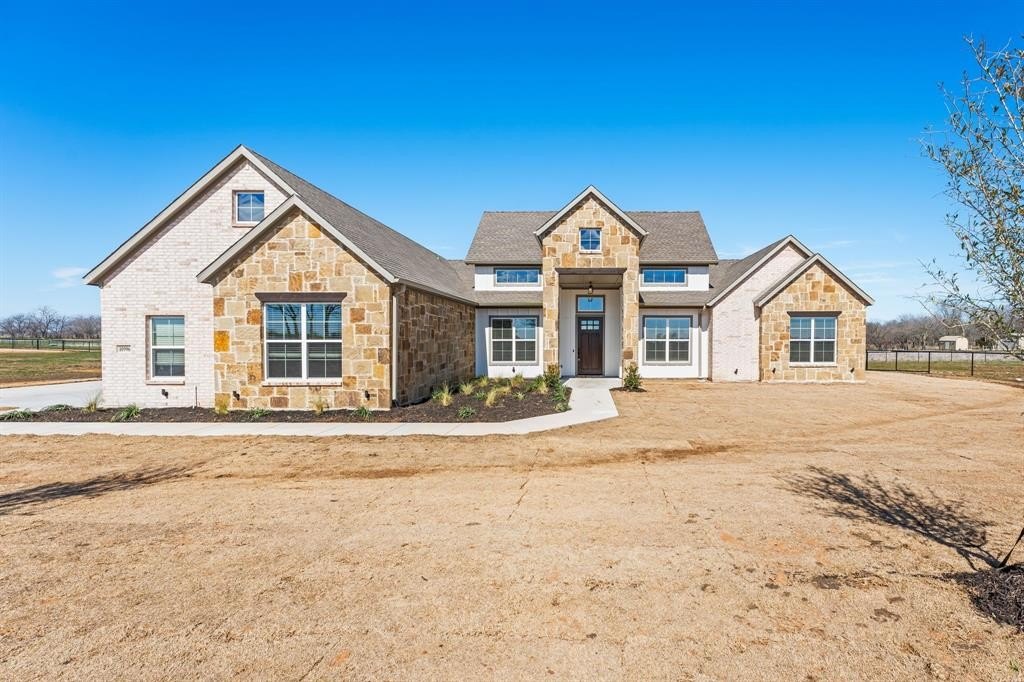56 Dove Landing Road, Valley View, TX 76272, 4 Bedrooms Bedrooms, ,2 BathroomsBathrooms,Residential,For Sale,56 Dove Landing Road,20906943