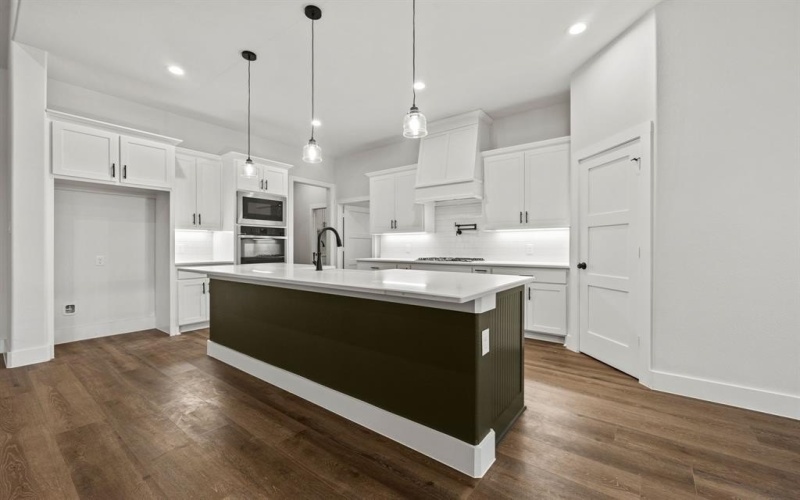 56 Dove Landing Road, Valley View, TX 76272, 4 Bedrooms Bedrooms, ,2 BathroomsBathrooms,Residential,For Sale,56 Dove Landing Road,20906943