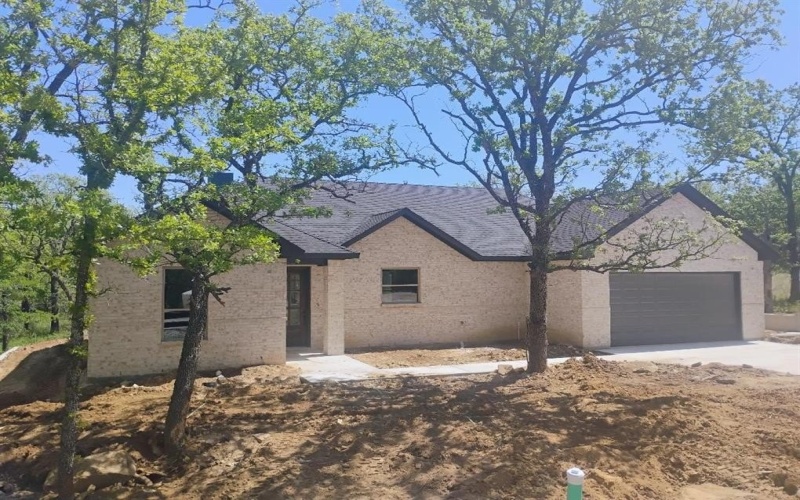 192 Johnston Lane, Runaway Bay, TX 76426, 3 Bedrooms Bedrooms, ,2 BathroomsBathrooms,Residential,For Sale,192 Johnston Lane,20904977