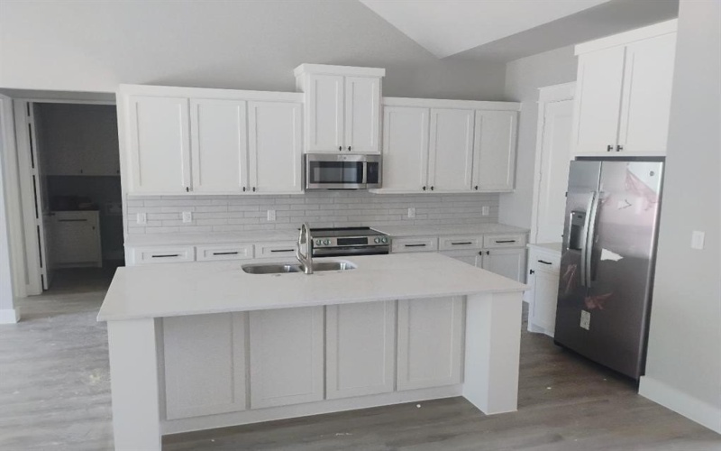 192 Johnston Lane, Runaway Bay, TX 76426, 3 Bedrooms Bedrooms, ,2 BathroomsBathrooms,Residential,For Sale,192 Johnston Lane,20904977