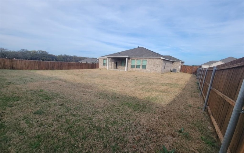 509 Pebble Circle, Azle, TX 76020, 4 Bedrooms Bedrooms, ,2 BathroomsBathrooms,Residential,For Sale,509 Pebble Circle,20907092