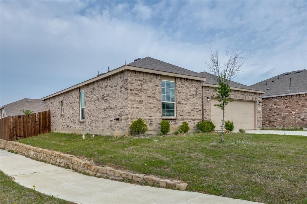 1145 Timberhurst Trail, Fort Worth, TX 76131, 3 Habitaciones Habitaciones , ,2 BañosBaños,Residential,En Venta,1145 Timberhurst Trail,20907207