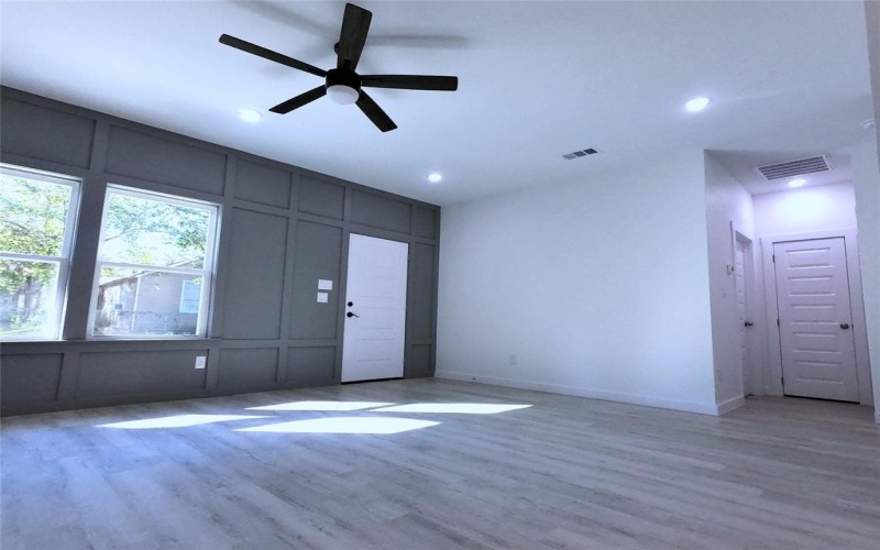 264 10th NE Street, Paris, TX 75460, 3 Bedrooms Bedrooms, ,2 BathroomsBathrooms,Residential,For Sale,264 10th NE Street,20907327
