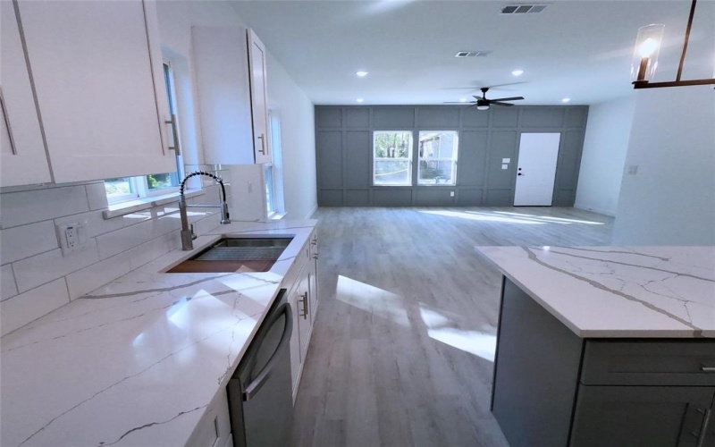 264 10th NE Street, Paris, TX 75460, 3 Bedrooms Bedrooms, ,2 BathroomsBathrooms,Residential,For Sale,264 10th NE Street,20907327