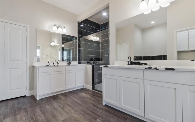 397 Private Road 7413, Wills Point, TX 75169, 5 Bedrooms Bedrooms, ,3 BathroomsBathrooms,Residential,For Sale,397 Private Road 7413,20905326