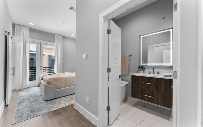 115 Merritt Street #304, Fort Worth, TX 76114, 2 Bedrooms Bedrooms, ,2 BathroomsBathrooms,Residential,For Sale,115 Merritt Street,20907582