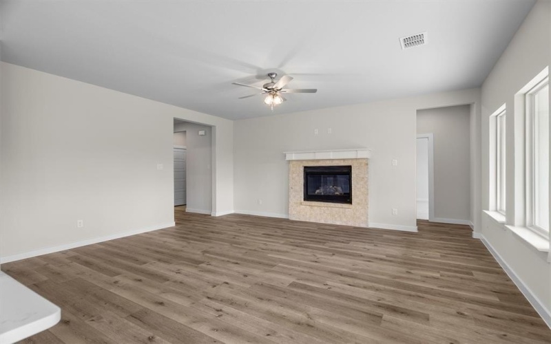 623 Kyle Drive, Tioga, TX 76271, 4 Bedrooms Bedrooms, ,2 BathroomsBathrooms,Residential,For Sale,623 Kyle Drive,20905602