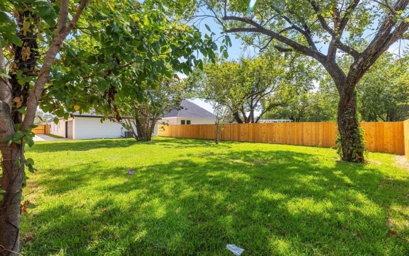 437 N Jim Miller Road, Dallas, TX 75217, 3 Bedrooms Bedrooms, ,2 BathroomsBathrooms,Residential,For Sale,437 N Jim Miller Road,20905764