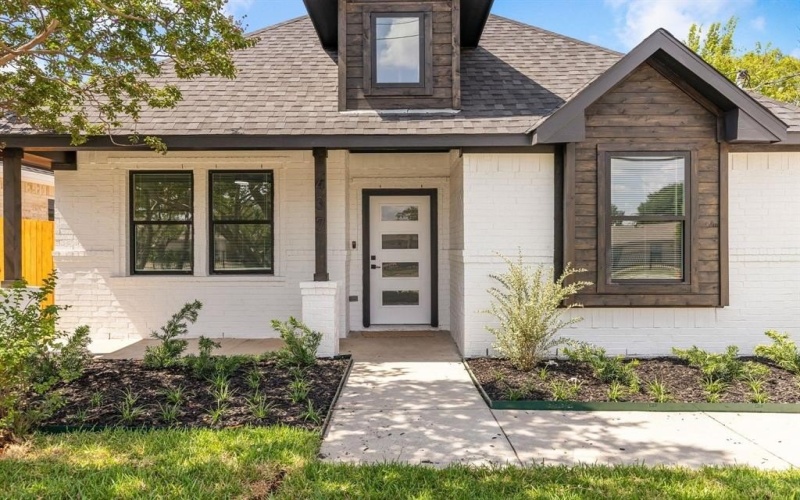 437 N Jim Miller Road, Dallas, TX 75217, 3 Bedrooms Bedrooms, ,2 BathroomsBathrooms,Residential,For Sale,437 N Jim Miller Road,20905764