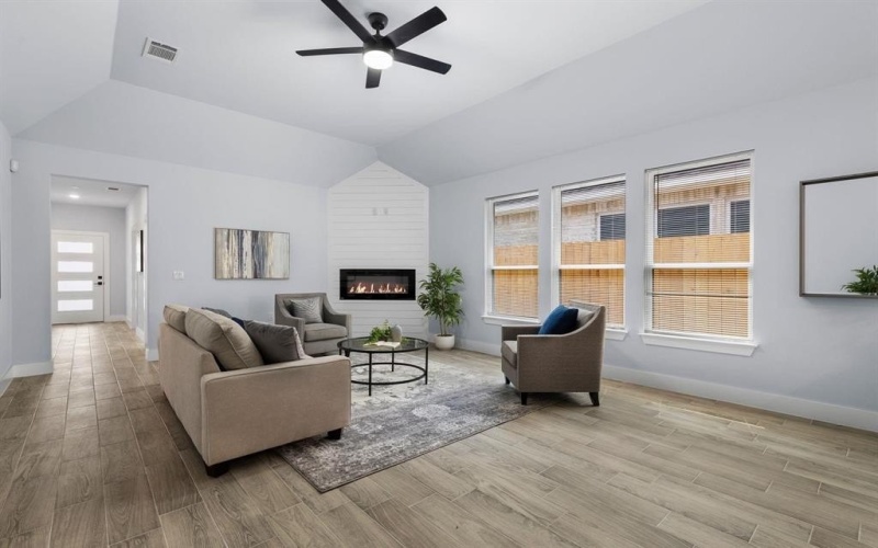 437 N Jim Miller Road, Dallas, TX 75217, 3 Bedrooms Bedrooms, ,2 BathroomsBathrooms,Residential,For Sale,437 N Jim Miller Road,20905764