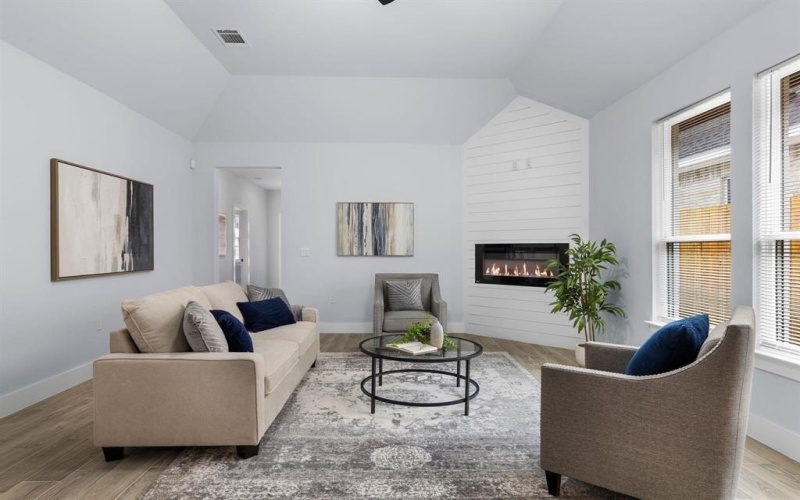 437 N Jim Miller Road, Dallas, TX 75217, 3 Bedrooms Bedrooms, ,2 BathroomsBathrooms,Residential,For Sale,437 N Jim Miller Road,20905764