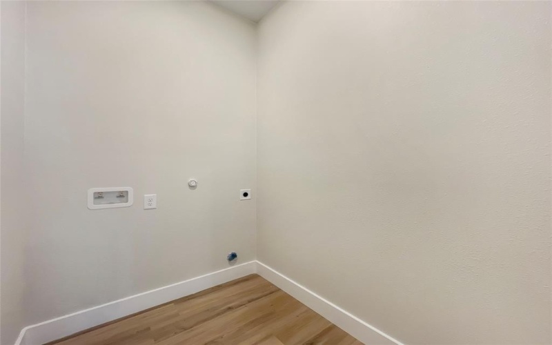 4006 Coolidge Street, Dallas, TX 75215, 4 Bedrooms Bedrooms, ,3 BathroomsBathrooms,Residential,For Sale,4006 Coolidge Street,20907945