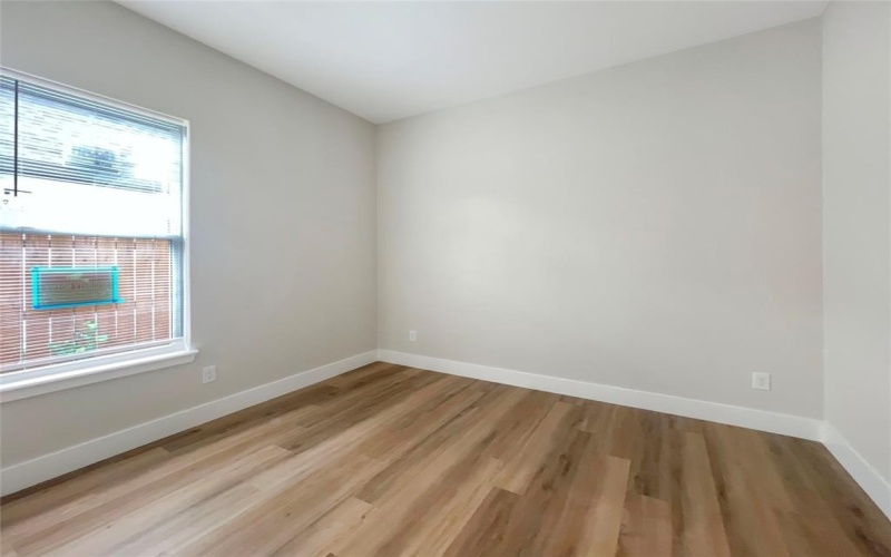 4006 Coolidge Street, Dallas, TX 75215, 4 Bedrooms Bedrooms, ,3 BathroomsBathrooms,Residential,For Sale,4006 Coolidge Street,20907945