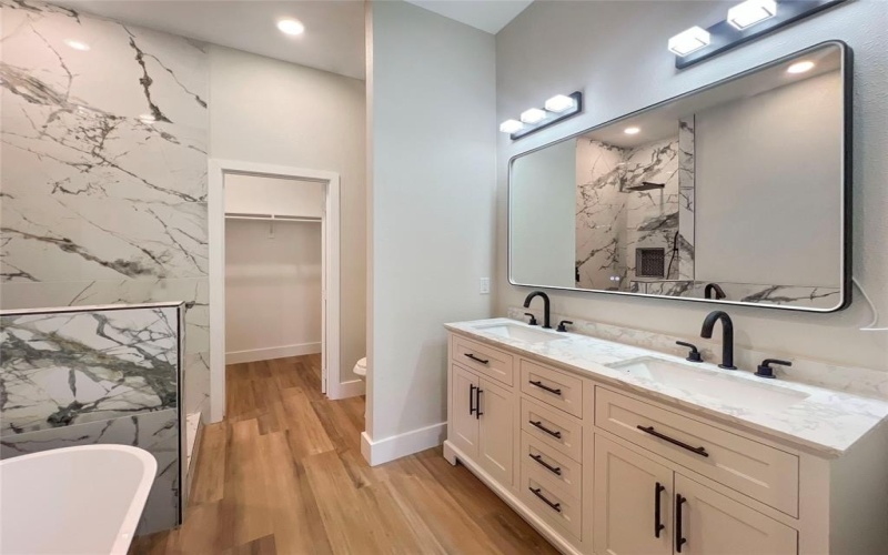 4006 Coolidge Street, Dallas, TX 75215, 4 Bedrooms Bedrooms, ,3 BathroomsBathrooms,Residential,For Sale,4006 Coolidge Street,20907945