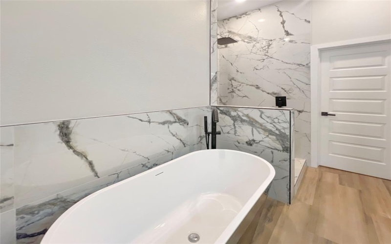 4006 Coolidge Street, Dallas, TX 75215, 4 Bedrooms Bedrooms, ,3 BathroomsBathrooms,Residential,For Sale,4006 Coolidge Street,20907945
