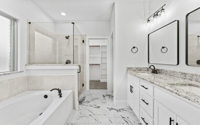 101 Maverick Trail, Valley View, TX 76272, 4 Bedrooms Bedrooms, ,2 BathroomsBathrooms,Residential,For Sale,101 Maverick Trail,20908598