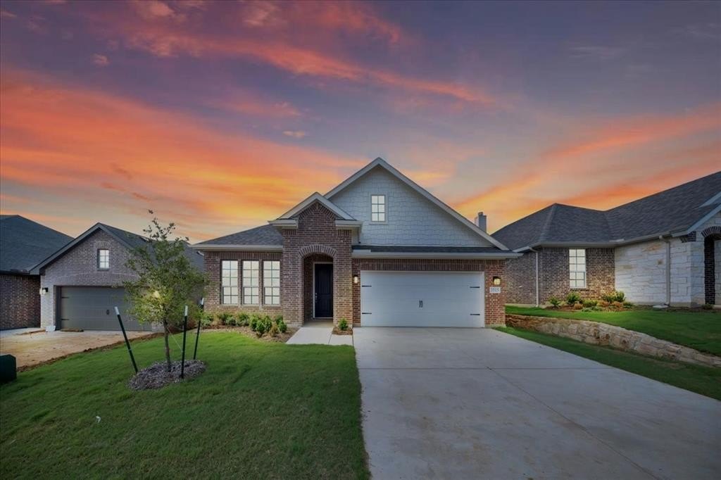 3515 Columbus Street, Gainesville, TX 76240, 3 Habitaciones Habitaciones , ,2 BañosBaños,Residential,En Venta,3515 Columbus Street,20908820