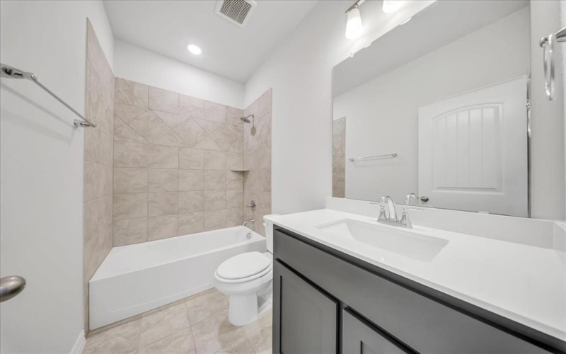 3515 Columbus Street, Gainesville, TX 76240, 3 Habitaciones Habitaciones , ,2 BañosBaños,Residential,En Venta,3515 Columbus Street,20908820