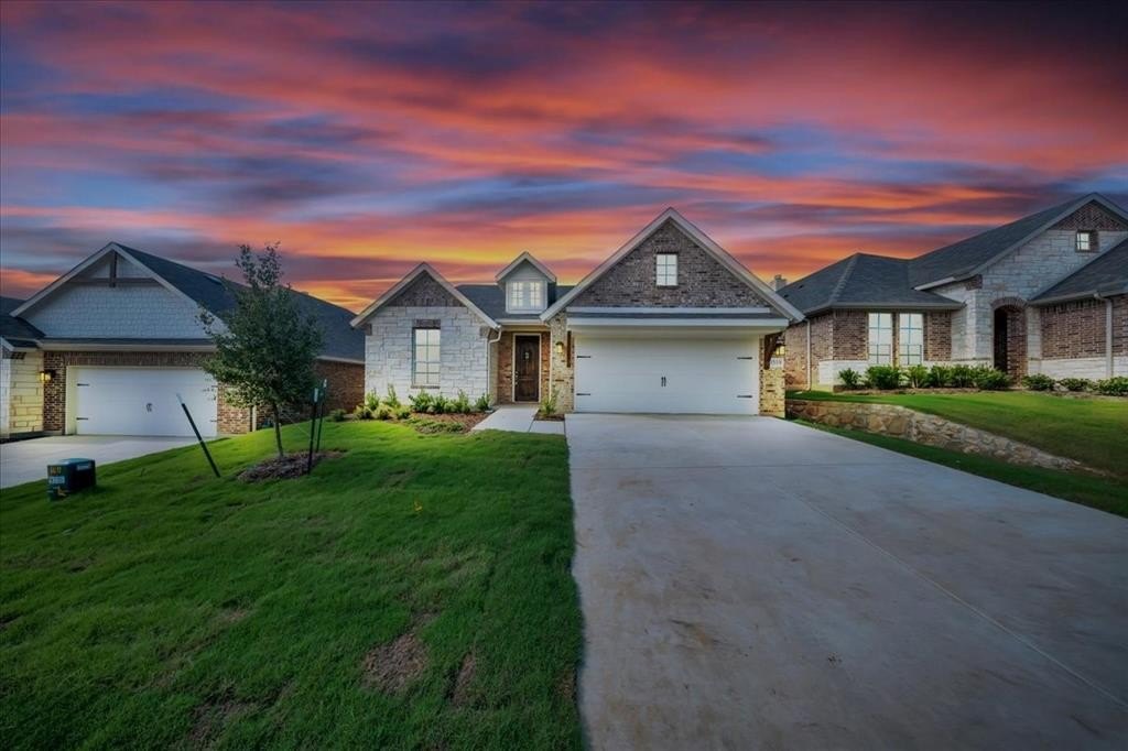 3519 Columbus Street, Gainesville, TX 76240, 4 Habitaciones Habitaciones , ,2 BañosBaños,Residential,En Venta,3519 Columbus Street,20908830