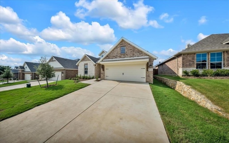 3519 Columbus Street, Gainesville, TX 76240, 4 Habitaciones Habitaciones , ,2 BañosBaños,Residential,En Venta,3519 Columbus Street,20908830