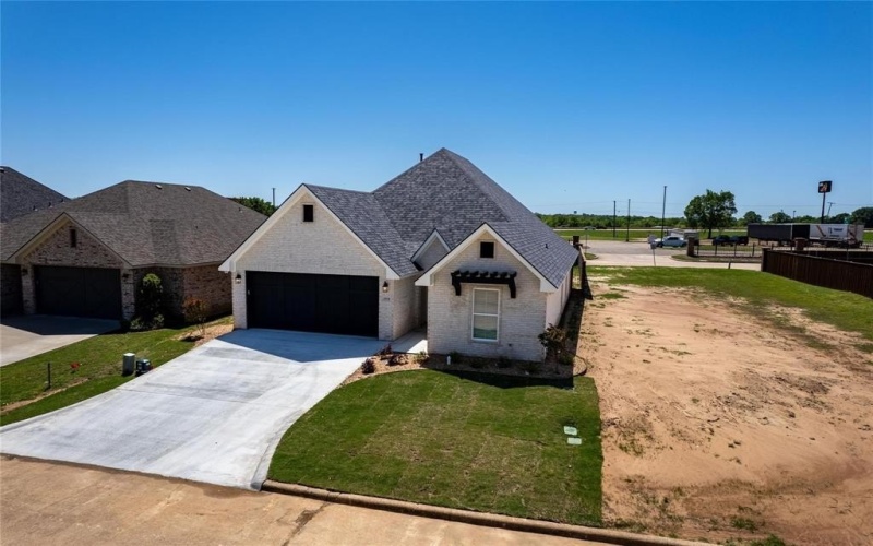 1030 Cannon Place, Paris, TX 75462, 4 Habitaciones Habitaciones , ,3 BañosBaños,Residential,En Venta,1030 Cannon Place,0,20908886