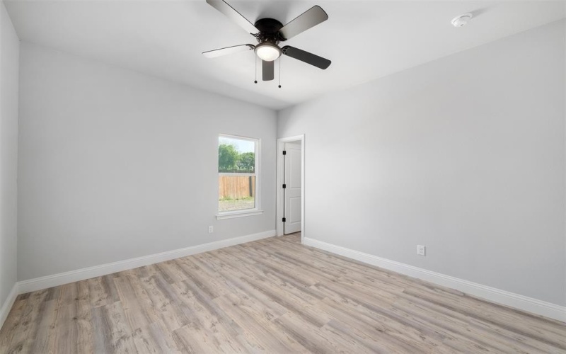 1005 Don Eve Court, Azle, TX 76020, 4 Bedrooms Bedrooms, ,2 BathroomsBathrooms,Residential,For Sale,1005 Don Eve Court,20909162