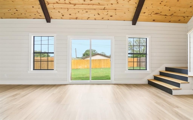 517 Mountain View Trail, Granbury, TX 76049, 2 Bedrooms Bedrooms, ,2 BathroomsBathrooms,Residential,For Sale,517 Mountain View Trail,20909197