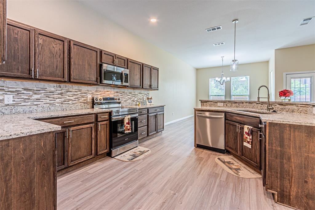 2914 Wilhurt Avenue, Dallas, TX 75216, 3 Habitaciones Habitaciones , ,2 BañosBaños,Residential,En Venta,2914 Wilhurt Avenue,20910358