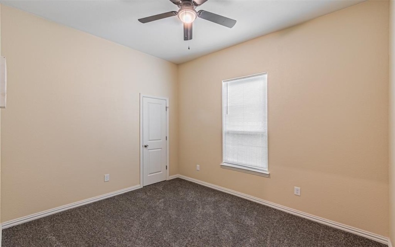 2914 Wilhurt Avenue, Dallas, TX 75216, 3 Habitaciones Habitaciones , ,2 BañosBaños,Residential,En Venta,2914 Wilhurt Avenue,20910358