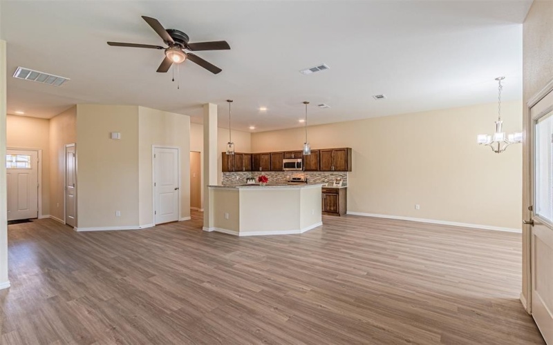 2914 Wilhurt Avenue, Dallas, TX 75216, 3 Habitaciones Habitaciones , ,2 BañosBaños,Residential,En Venta,2914 Wilhurt Avenue,20910358